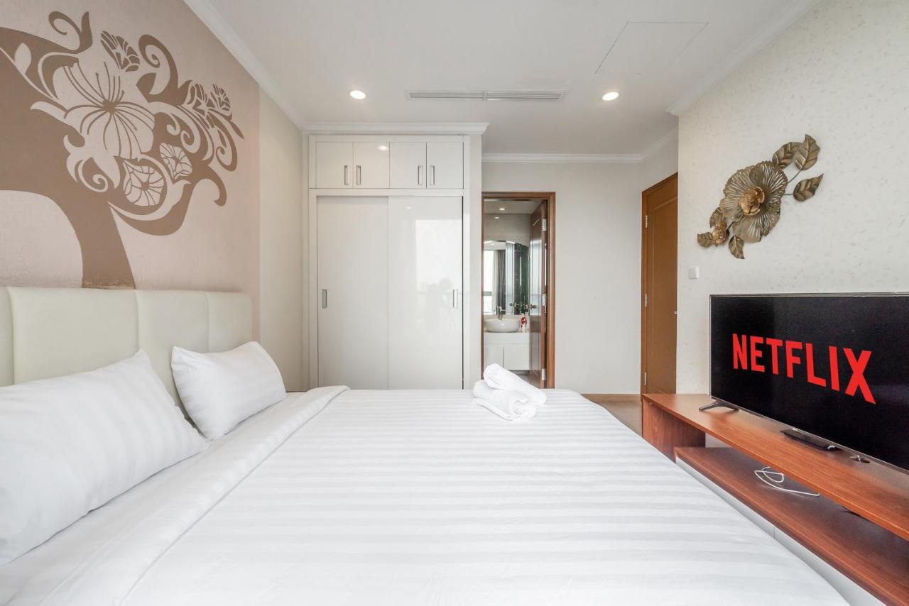 Landmark Plus Central Park Vista Ho Chi Minh City Exterior photo