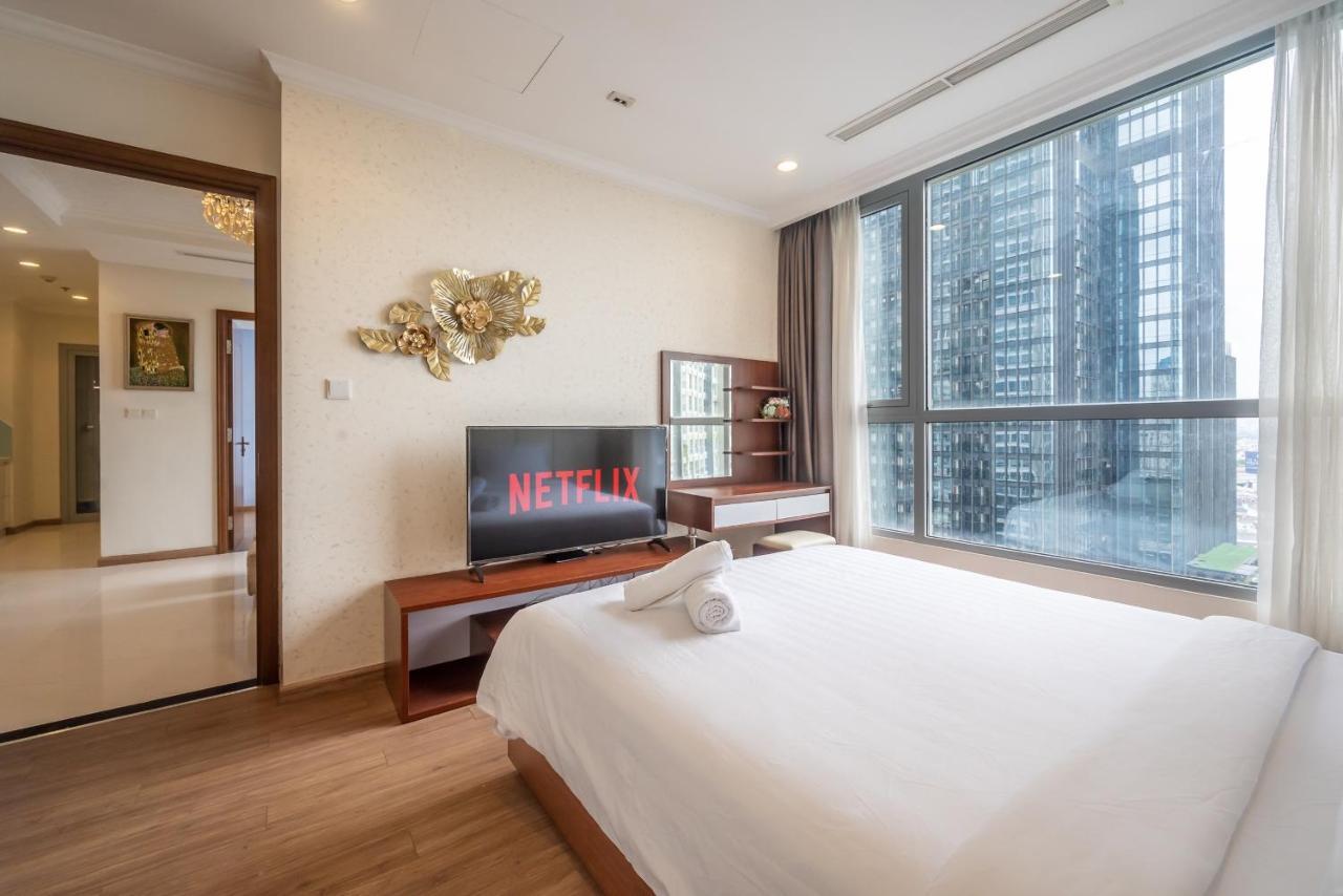 Landmark Plus Central Park Vista Ho Chi Minh City Exterior photo